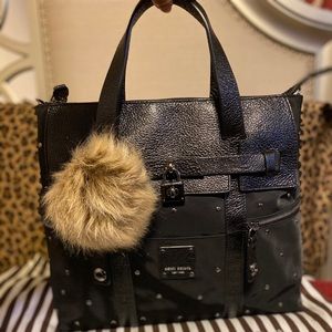 💥Black HB jetsetter 💥